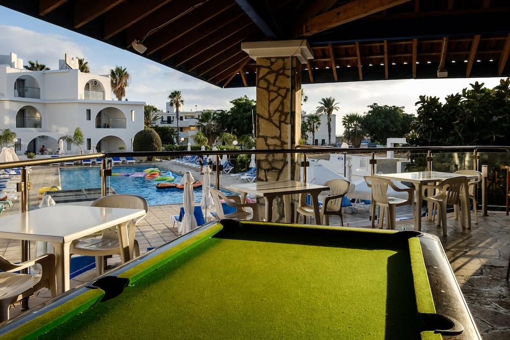 Pandream Hotel Apartments Paphos Exterior foto